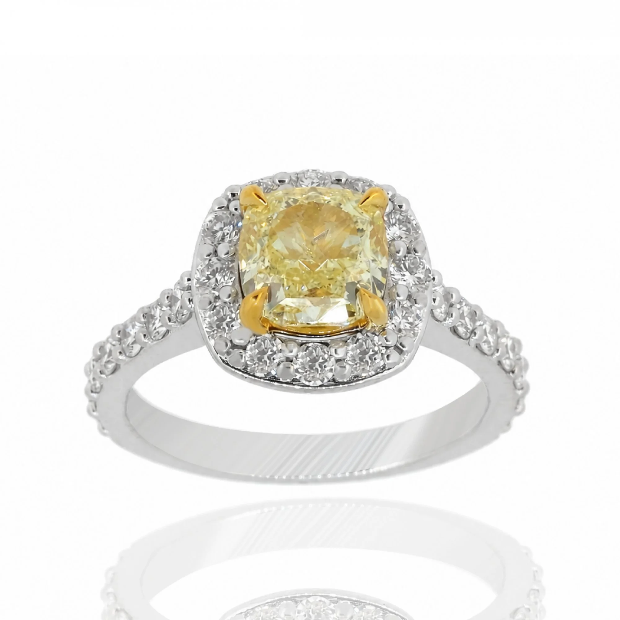 Fancy Ring 2,01 ct