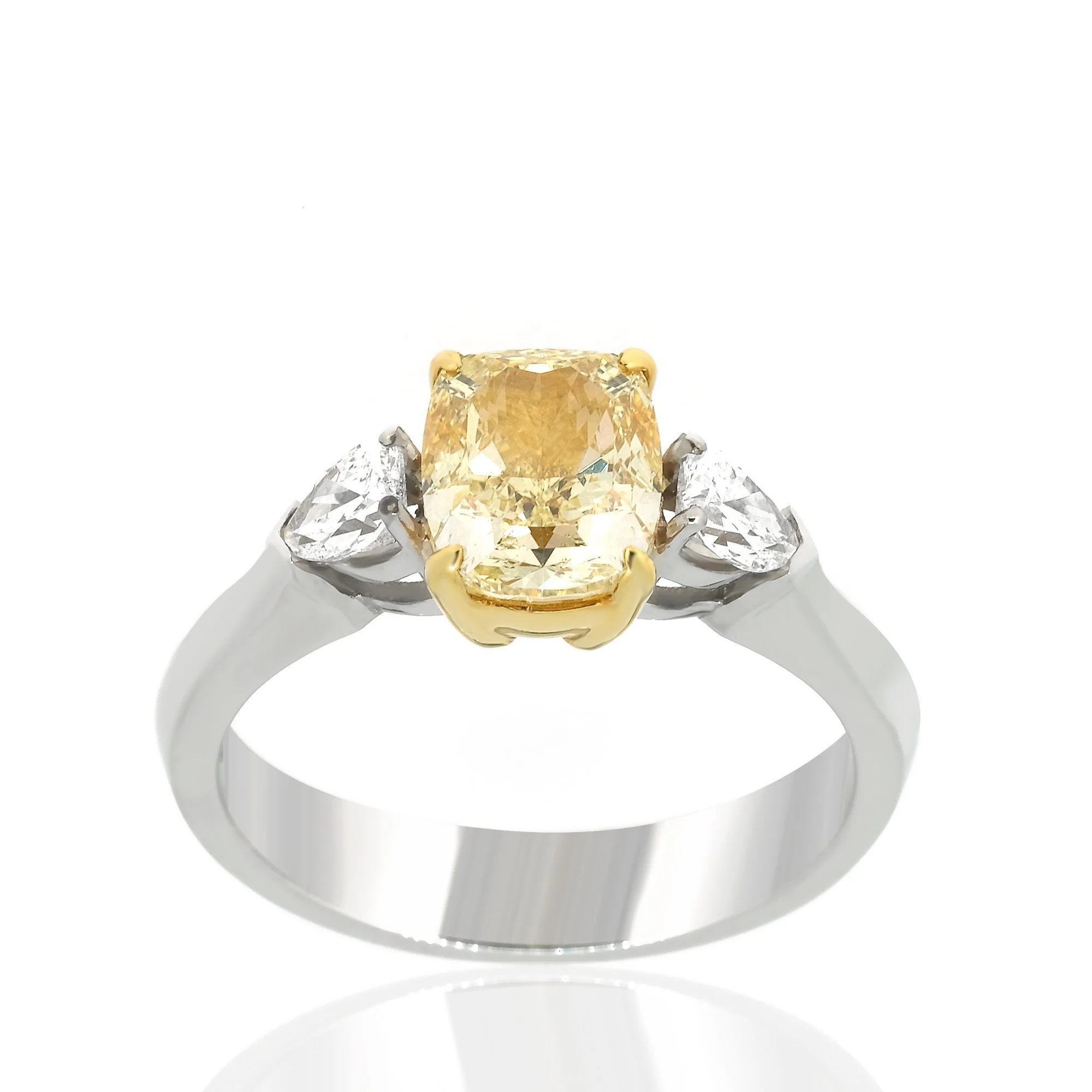 Fancy Ring 2,01 ct